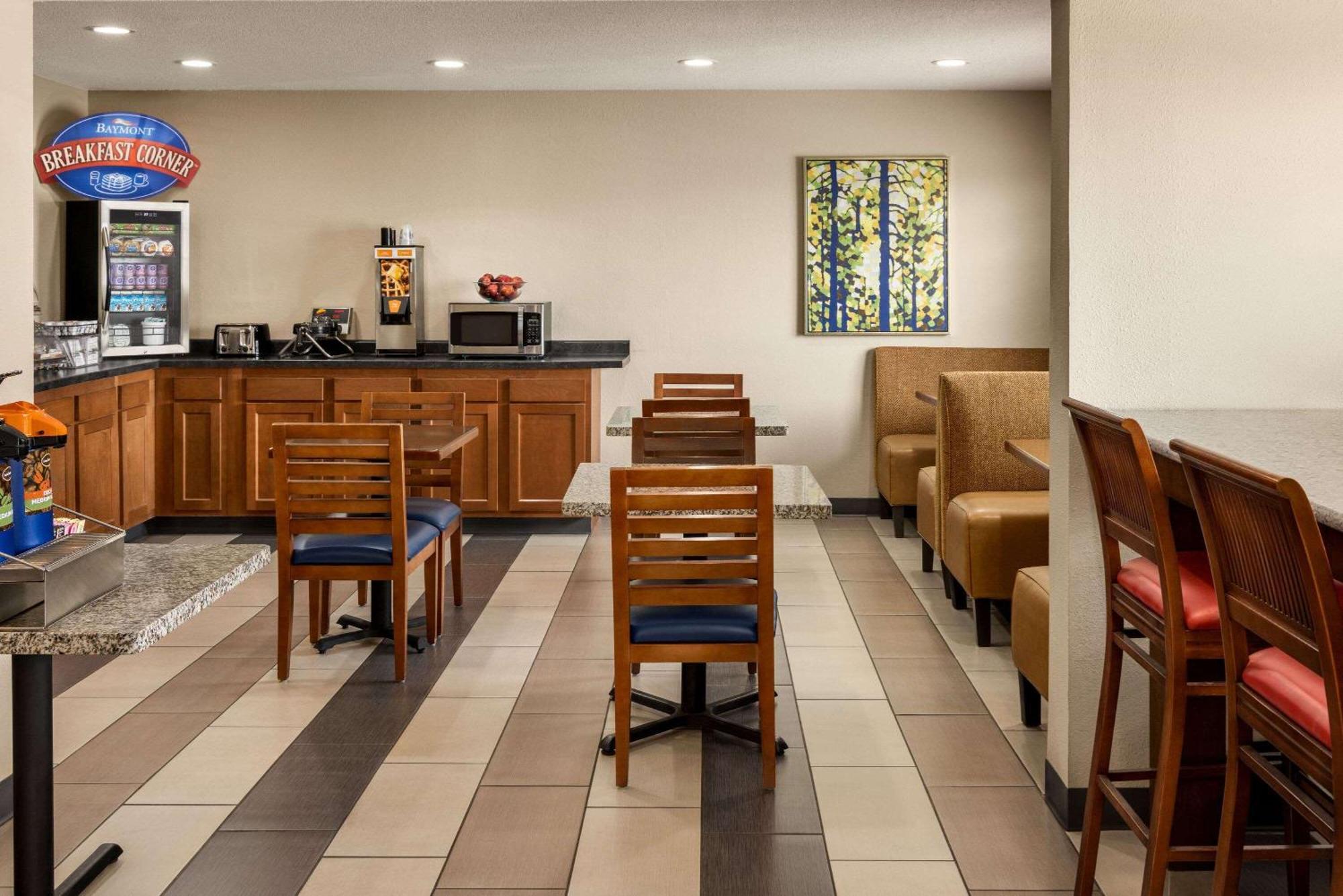 Baymont By Wyndham Hotel