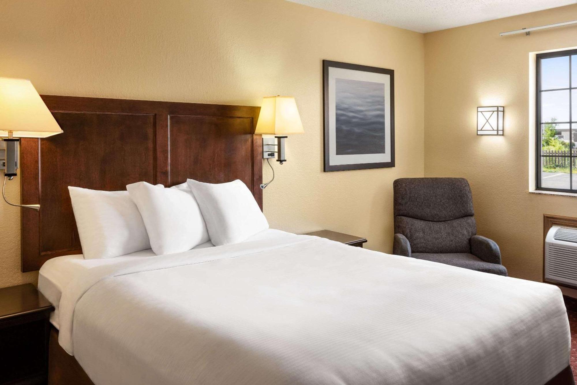 Hotel Baymont By Wyndham