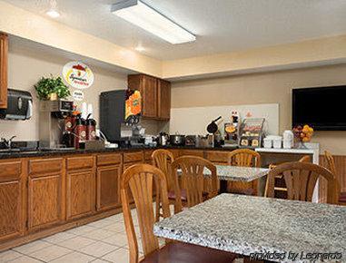 Baymont By Wyndham Cedar Rapids
