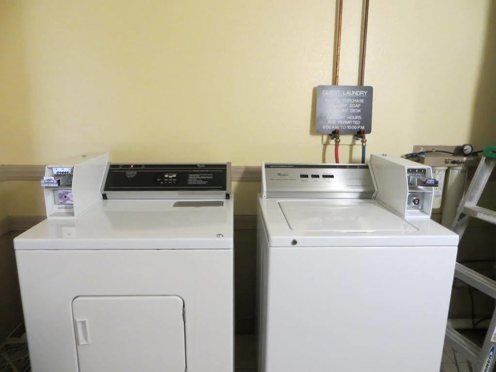 Baymont By Wyndham 2* Cedar Rapids